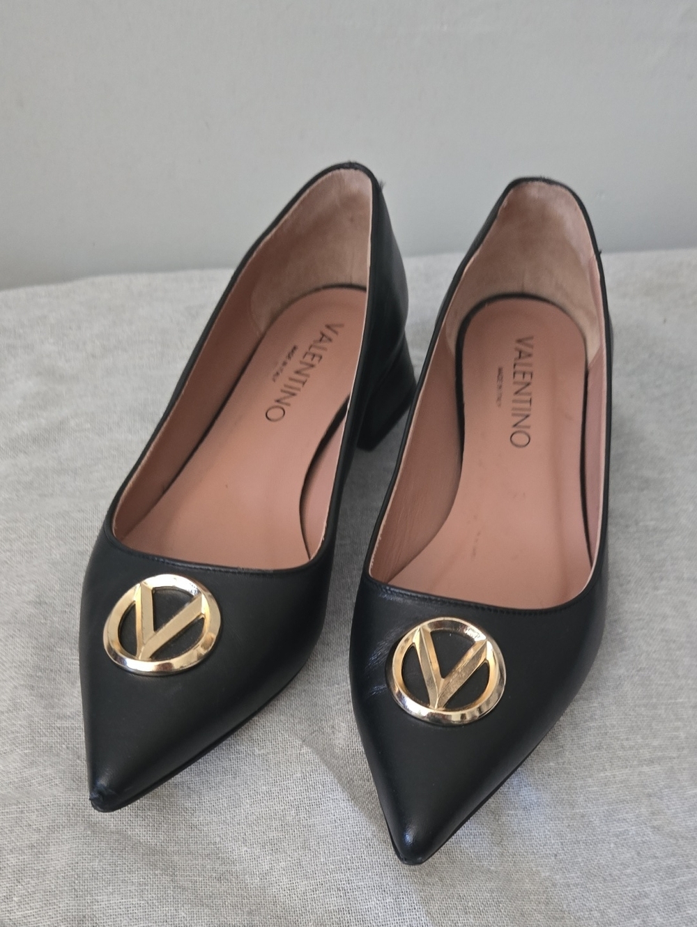 Valentino Black Leather Pointed Toe Pumps with Gold V Logo Size 8